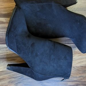 Forever 21 Faux Suede Booties